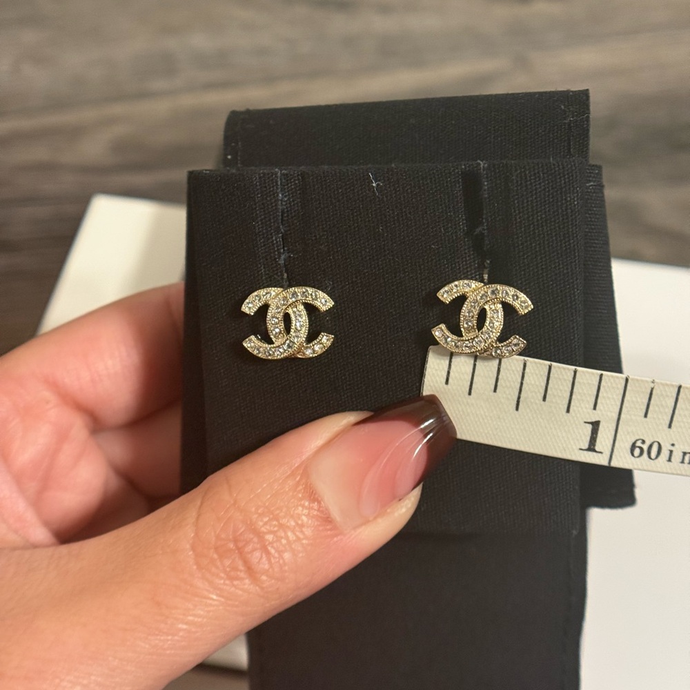 CHANEL Mini Gold Crystal CC Stud Earrings - Picture 3 of 9